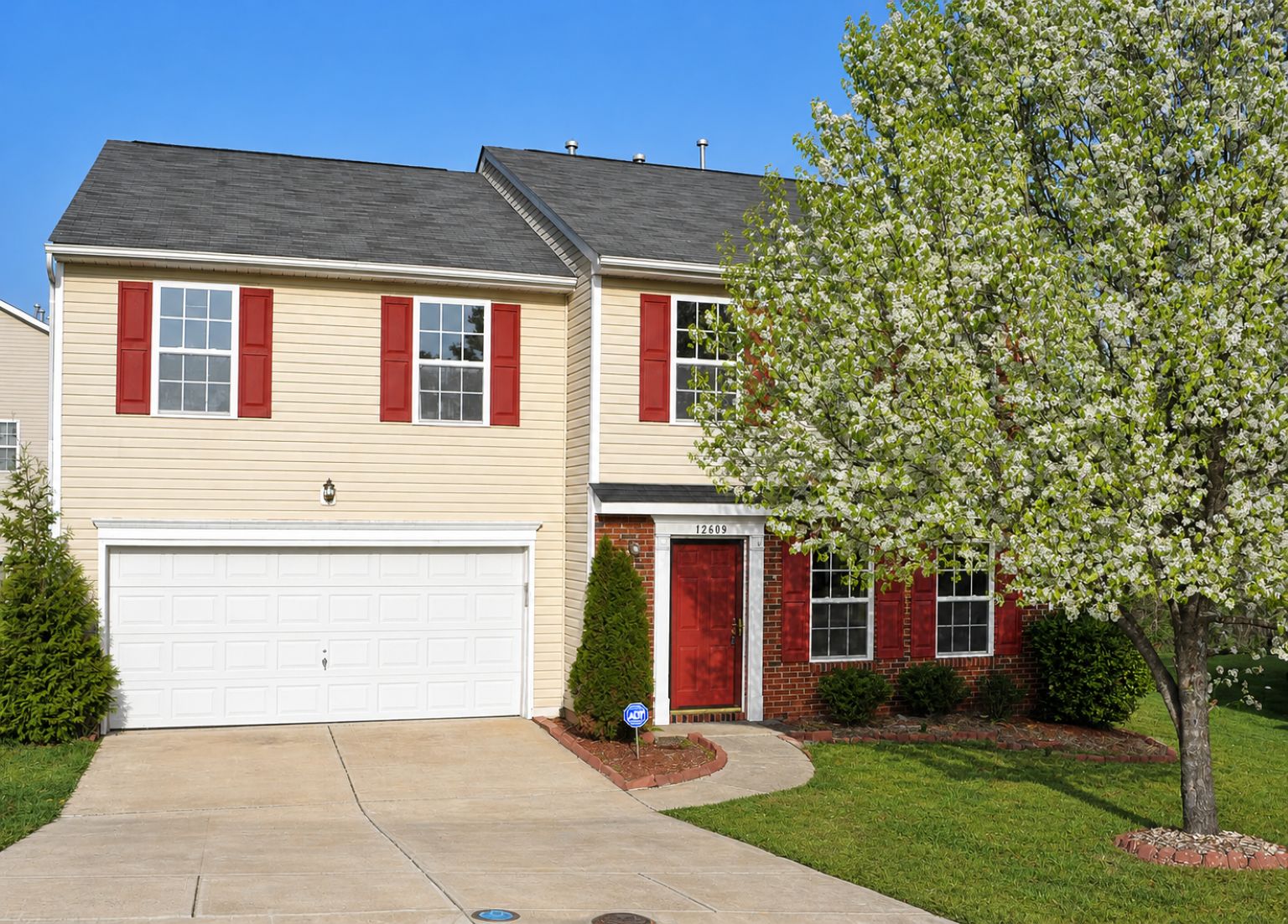Property main image