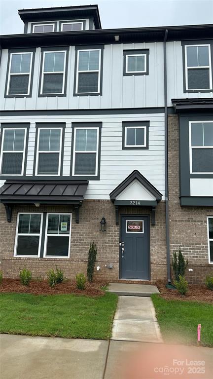3214 Stelfox Street - 1