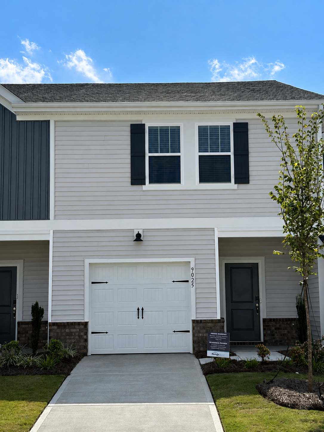 9025 Foggy Brook Loop